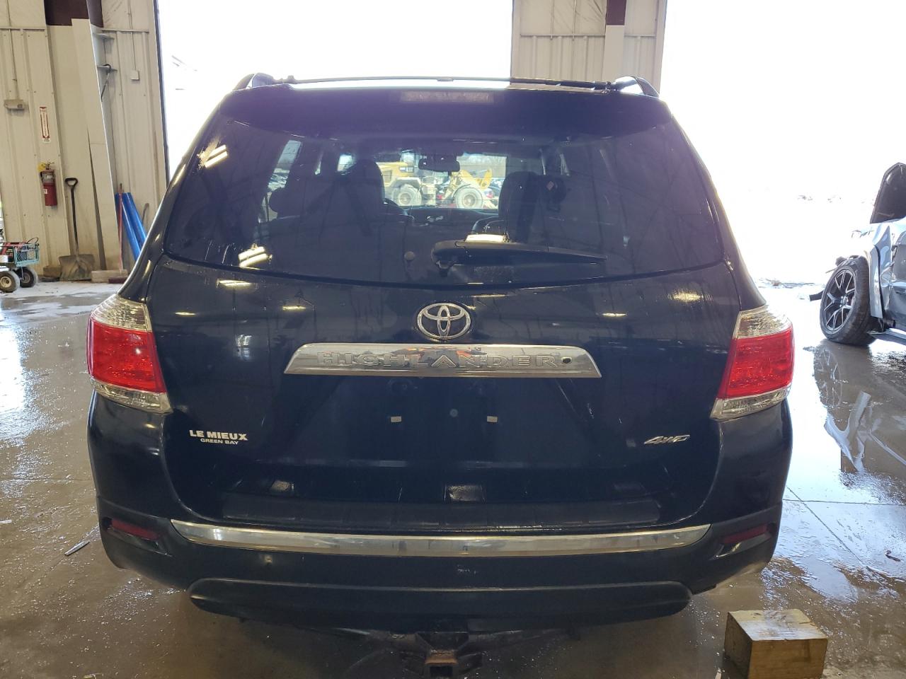 2013 Toyota Highlander - Image 6