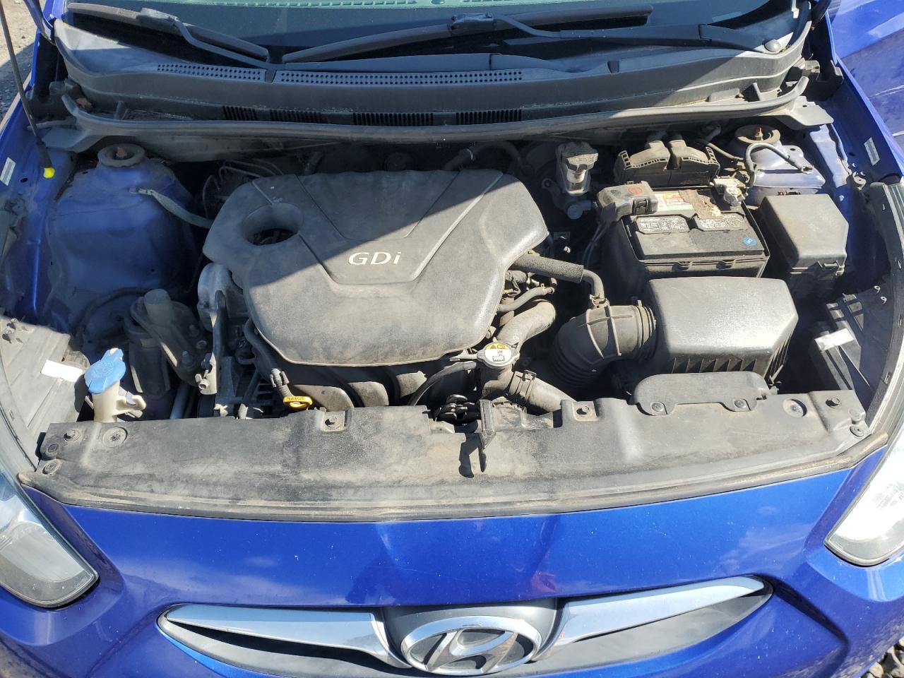 2013 Hyundai Accent - Image 11