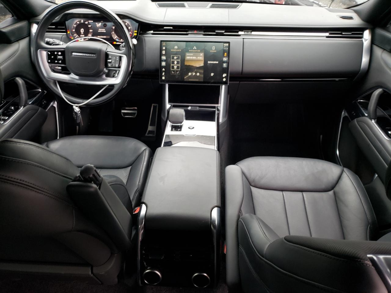 2024 Land Rover Range Rover - Image 8