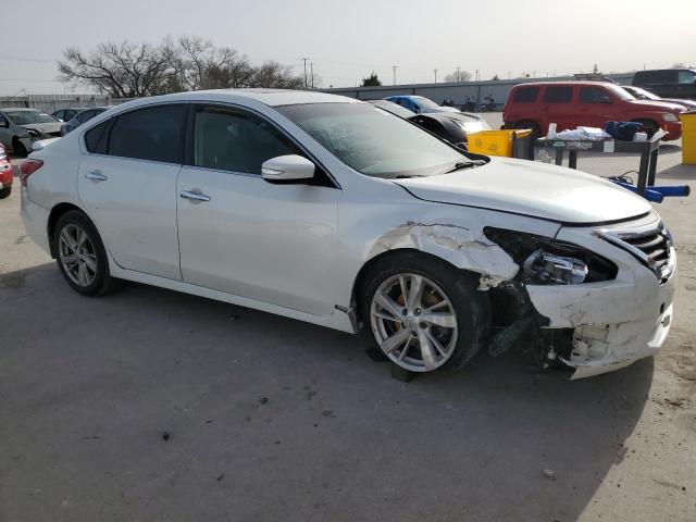 Седаны NISSAN ALTIMA 2013 Белый