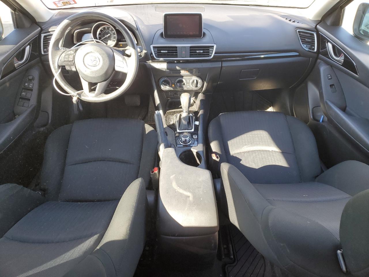 2015 Mazda 3 - Image 8