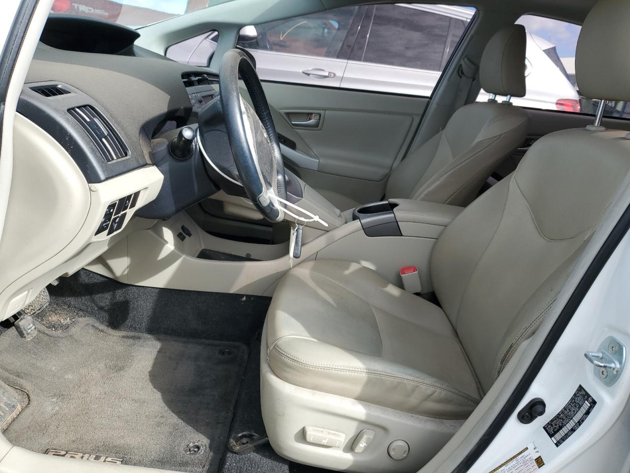 2012 Toyota Prius - Image 7