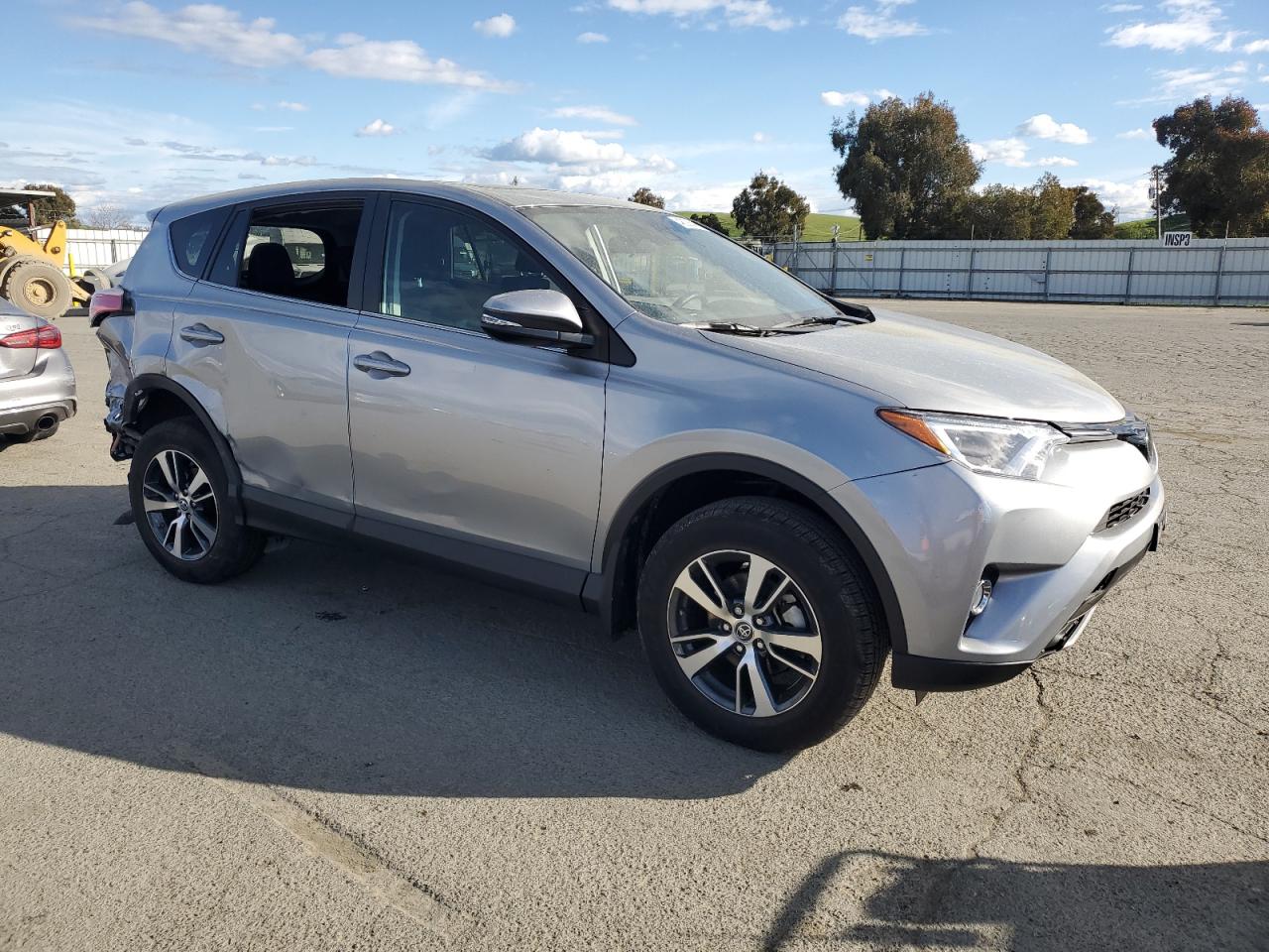 2018 Toyota RAV 4 - Image 4