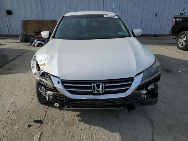  HONDA ACCORD 2015 Белы