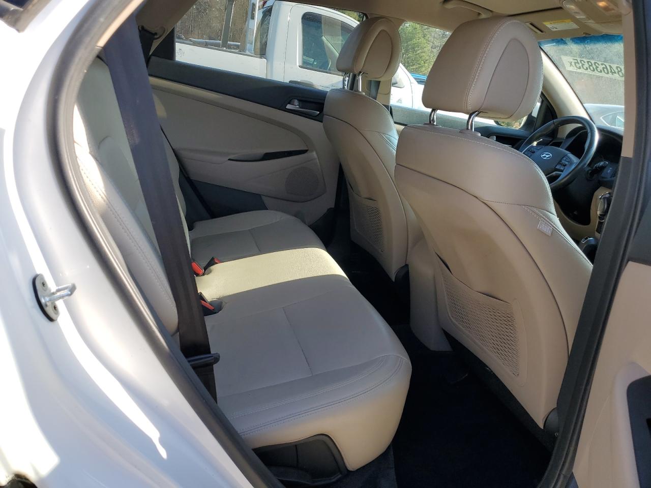 2016 Hyundai Tucson - Image 11