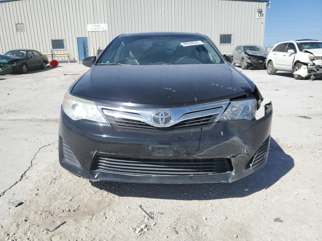 2014 Toyota Camry - Image 5