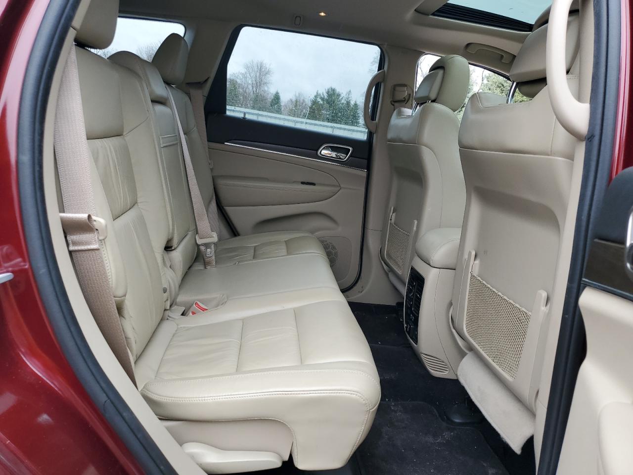 2016 Jeep Grand Cherokee - Image 11