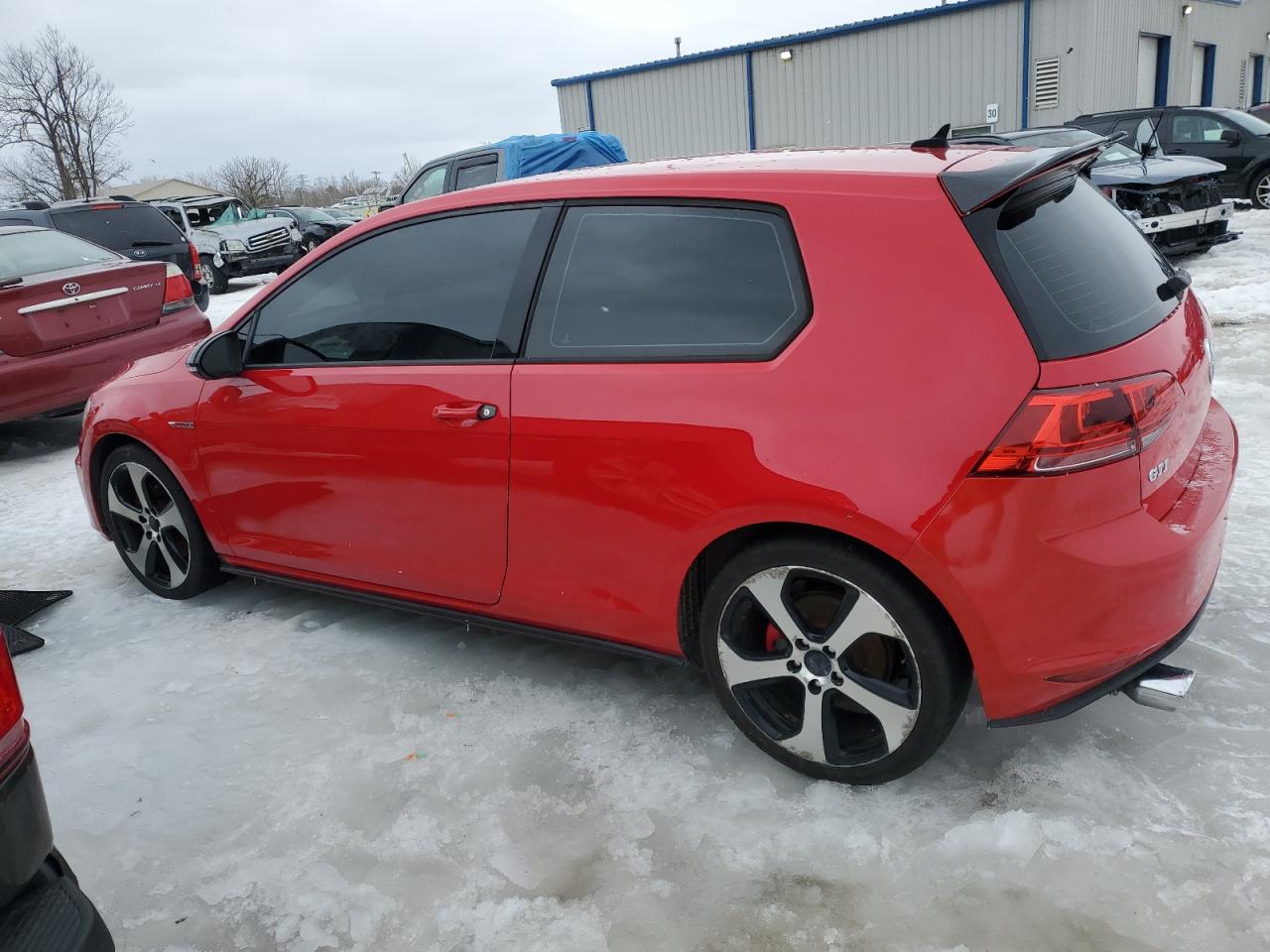 2015 Volkswagen GTI - Image 2