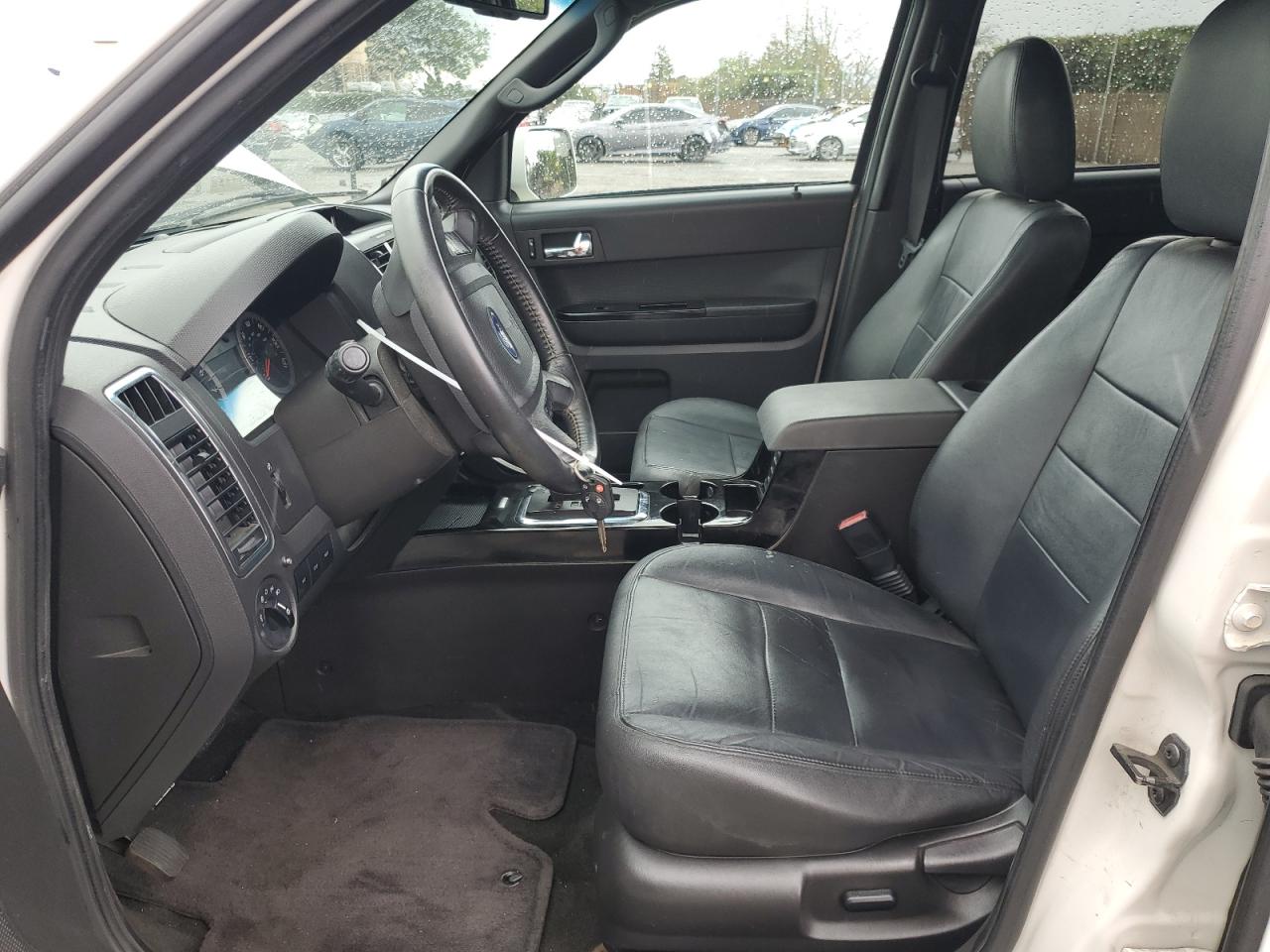 2010 Ford Escape - Image 7