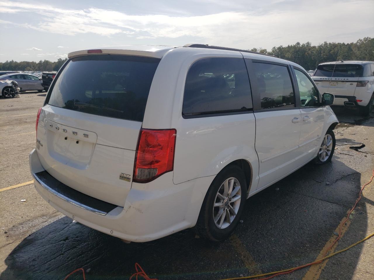 2015 Dodge Caravan - Image 3