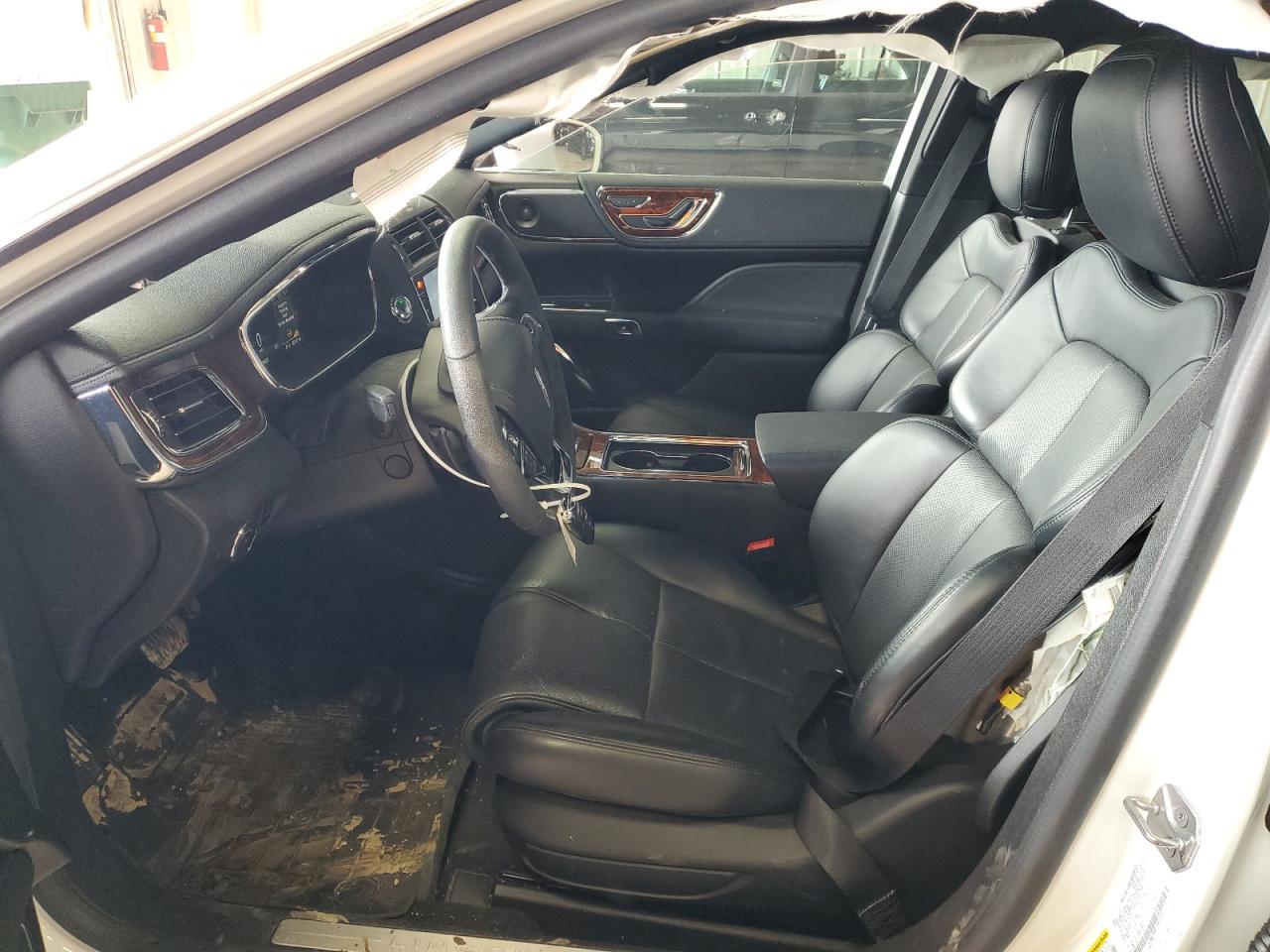 2020 Lincoln Continental - Image 7