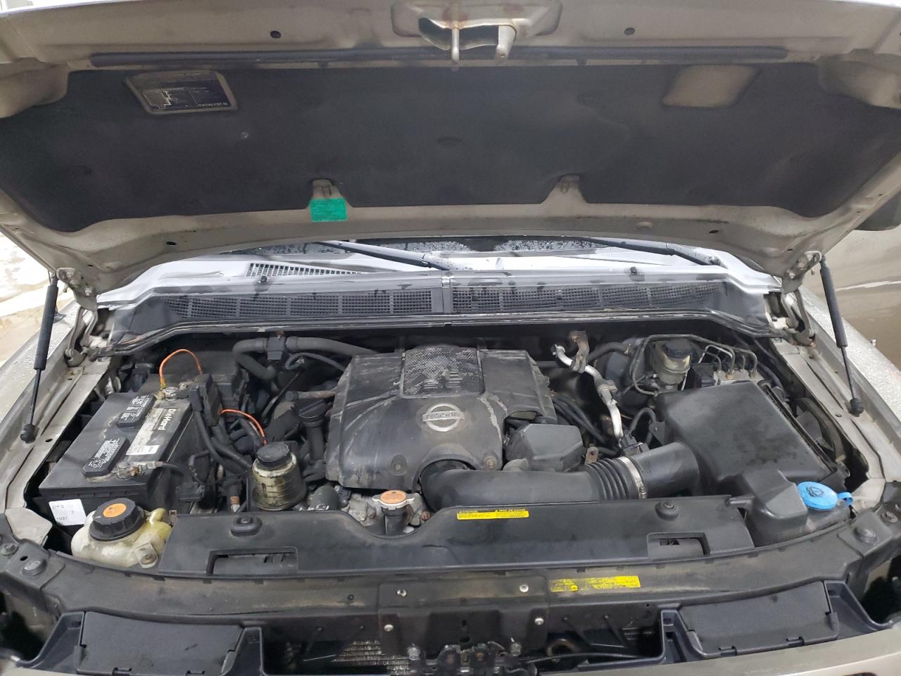 2007 Nissan Titan - Image 11