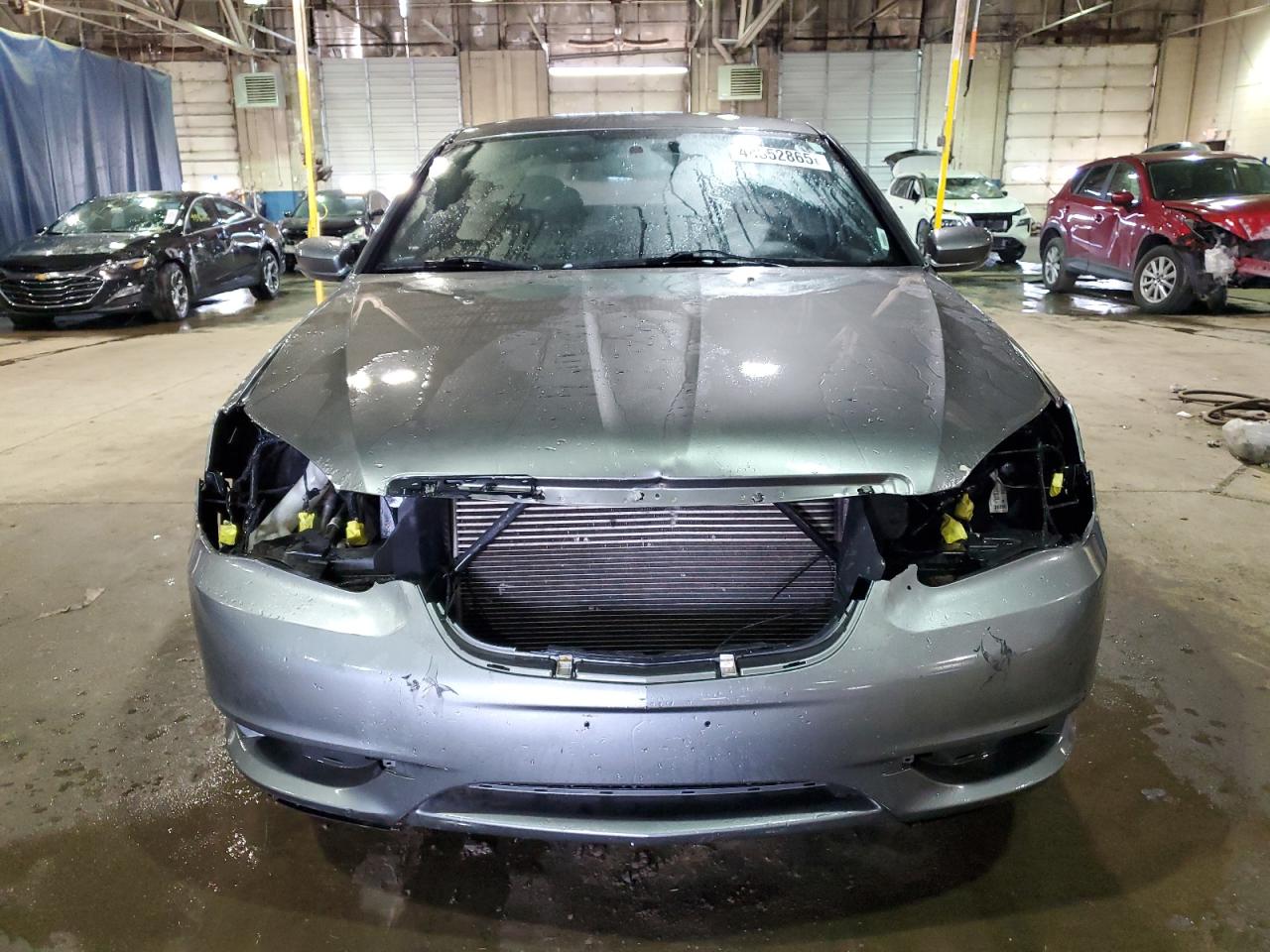 2012 Chrysler 200 - Image 5