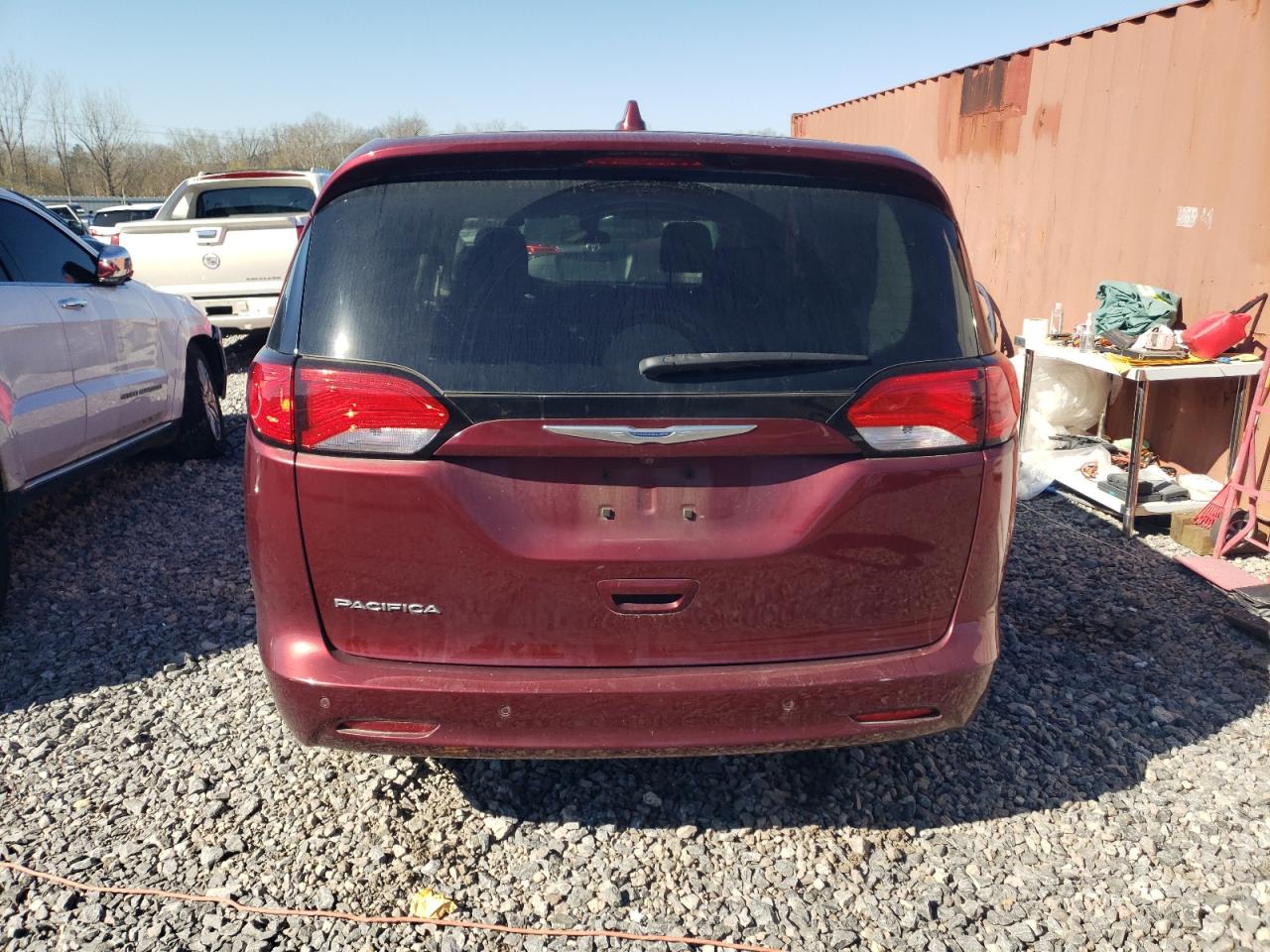 2018 Chrysler Pacifica - Image 6