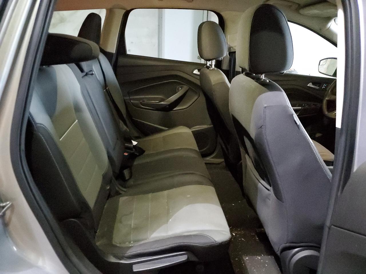 2015 Ford Escape - Image 11