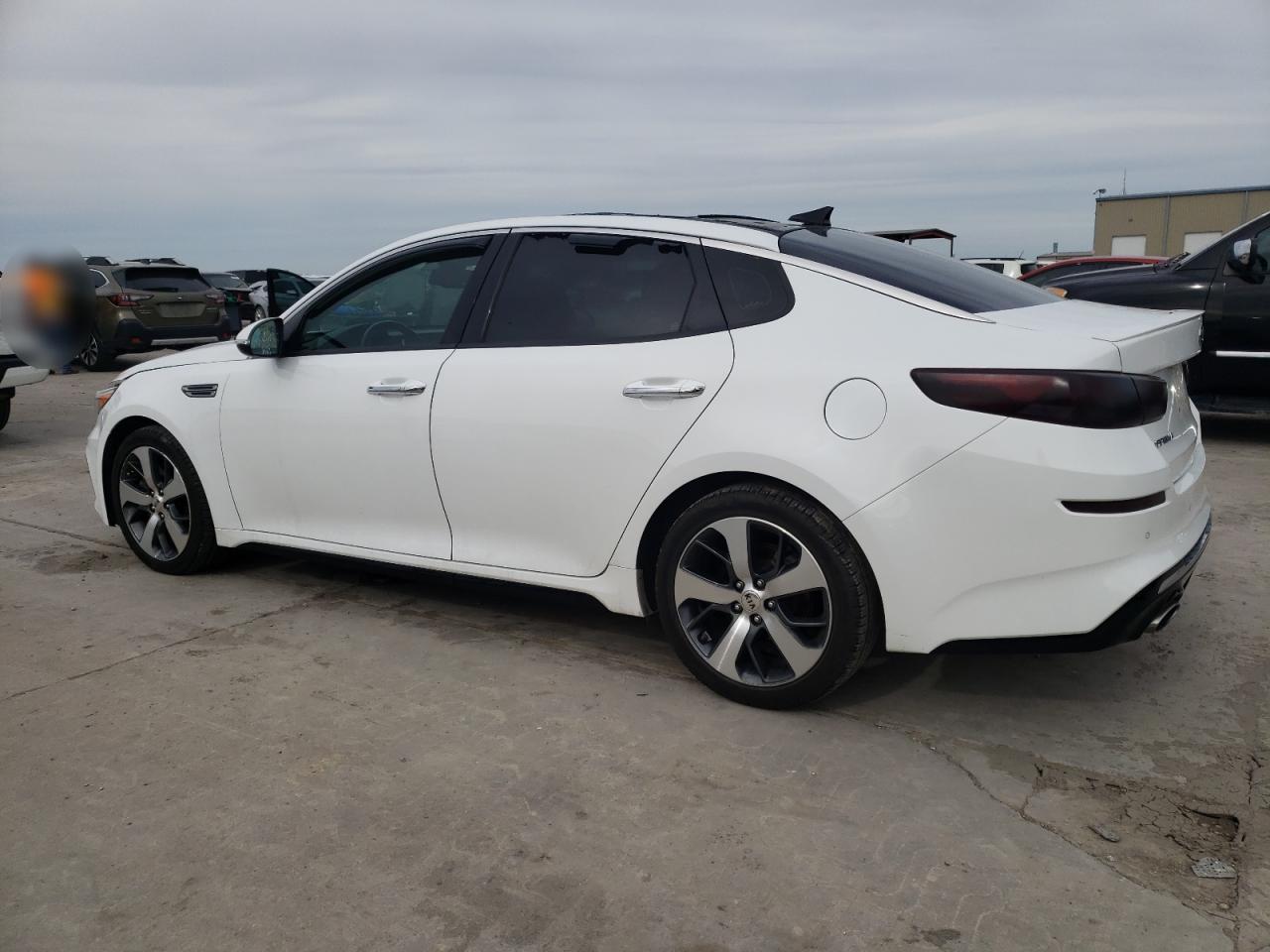 2019 Kia Optima - Image 2