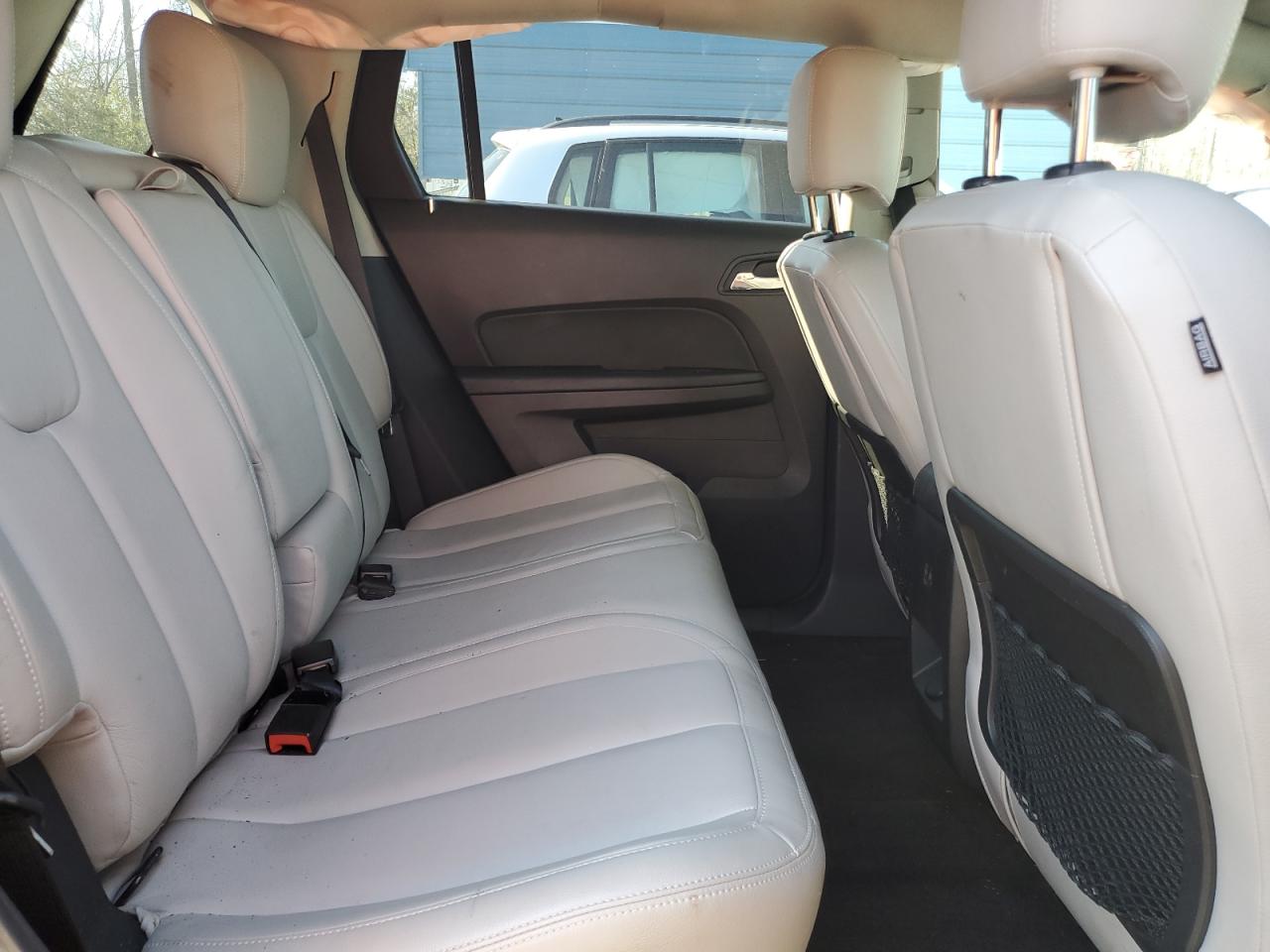 2010 GMC Terrain - Image 11
