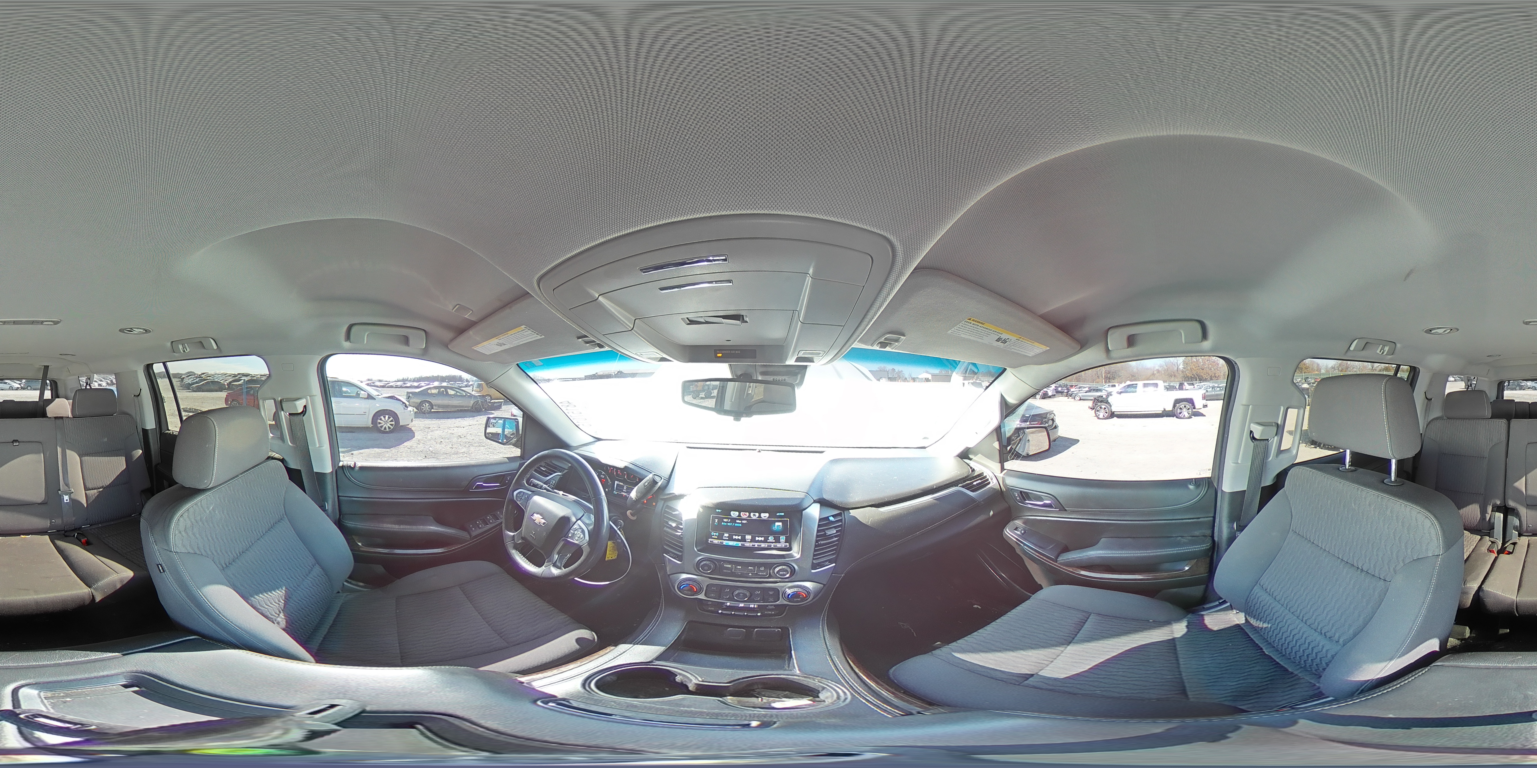 2019 Chevrolet Suburban - Image 13