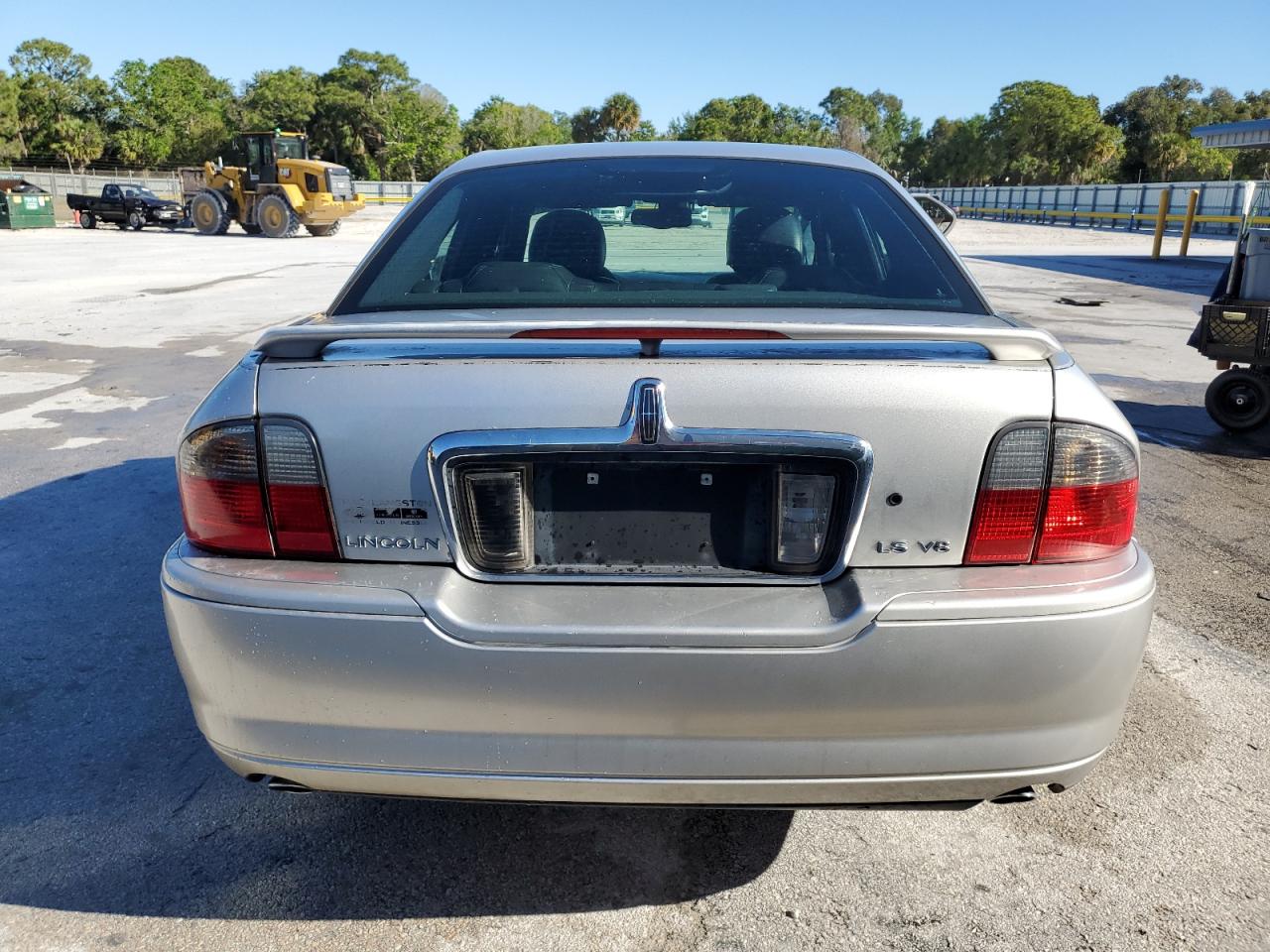 2003 Lincoln LS - Image 6
