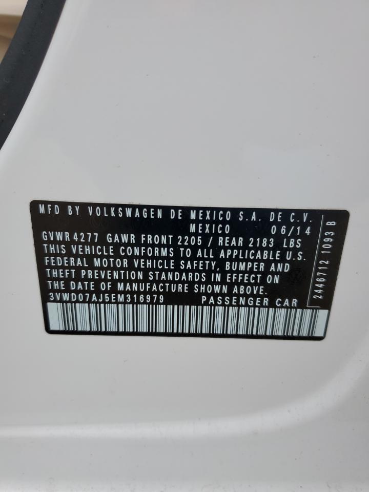 2014 Volkswagen Jetta - Image 12
