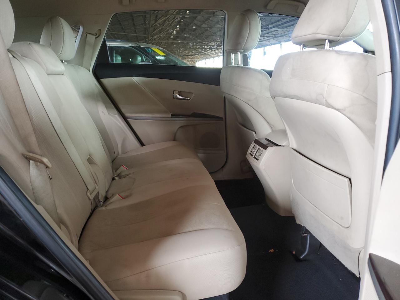 2012 Toyota Venza - Image 11