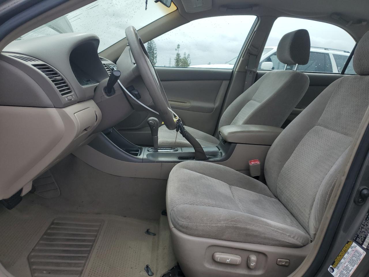 2004 Toyota Camry - Image 7
