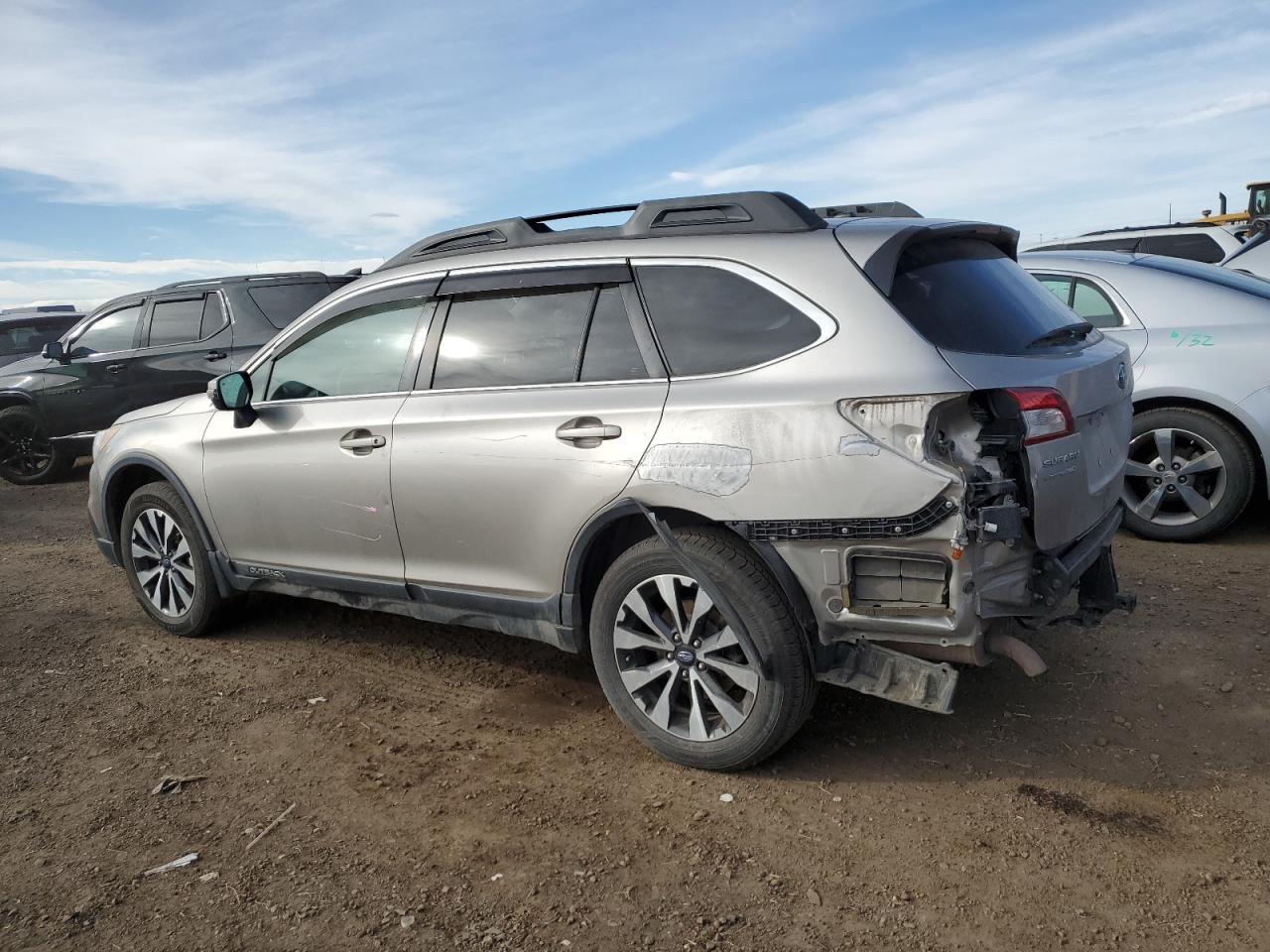 2015 Subaru Outback - Image 2