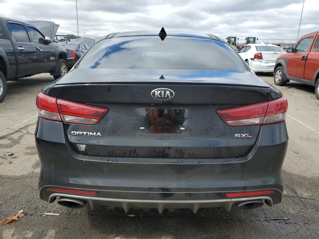 2016 Kia Optima - Image 6