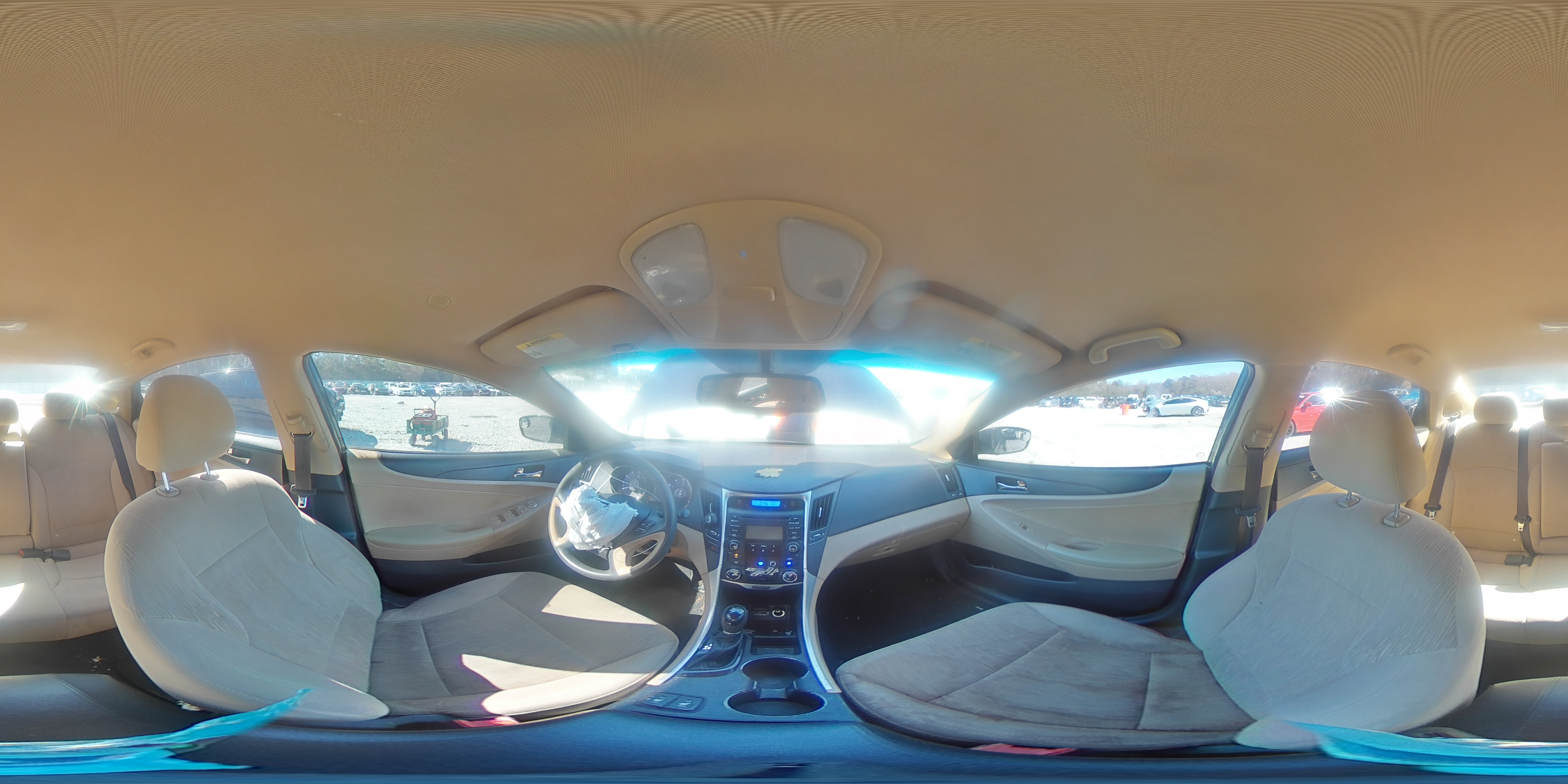 2013 Hyundai Sonata - Image 13