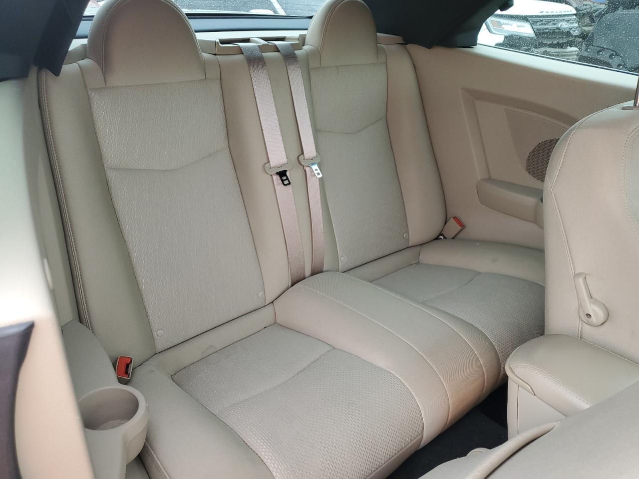 2011 Chrysler 200 - Image 10