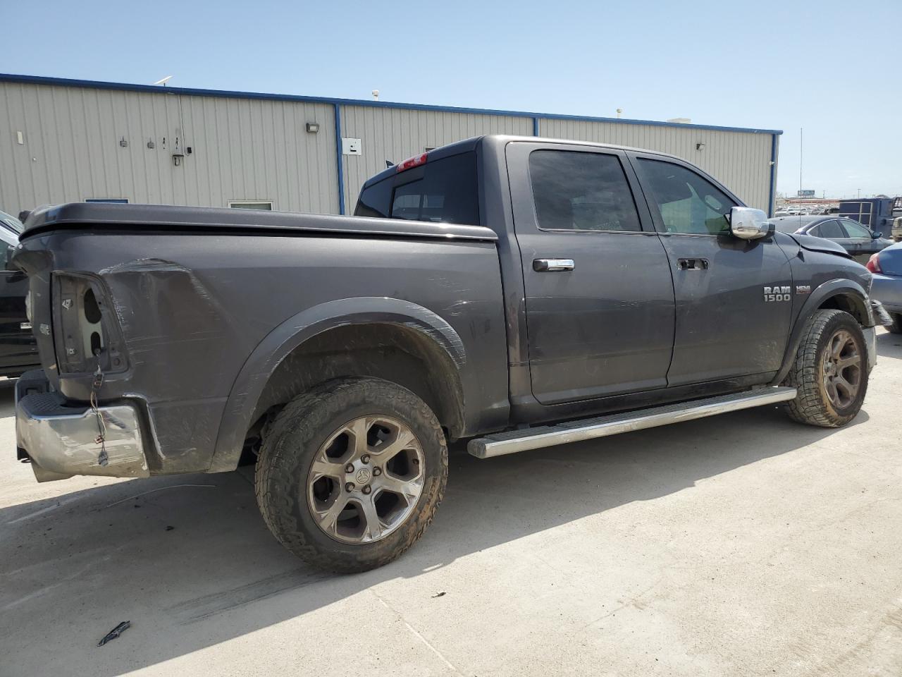 2015 RAM 1500 - Image 3