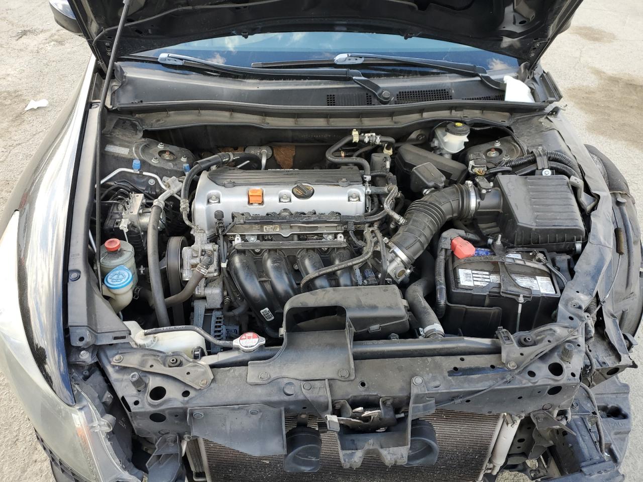 2011 Honda Accord - Image 11