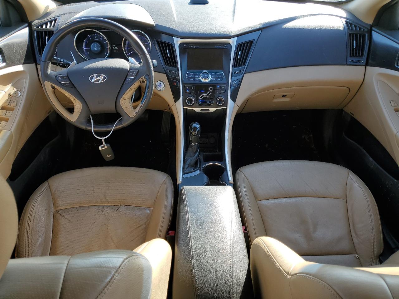 2011 Hyundai Sonata - Image 8