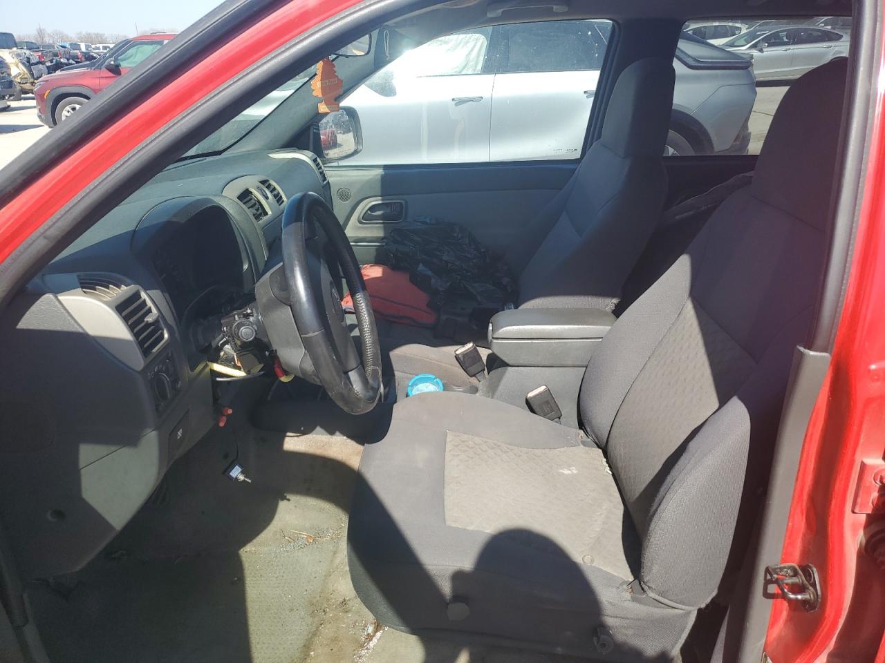 2005 GMC Canyon - Image 7