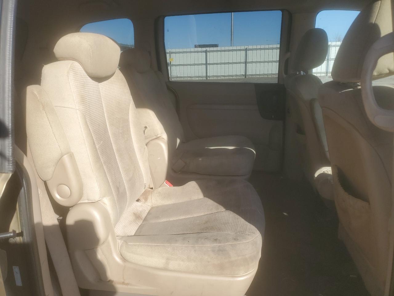2010 Kia Sedona Lx VIN: KNDMG4C31A6329024 Lot: 48984155