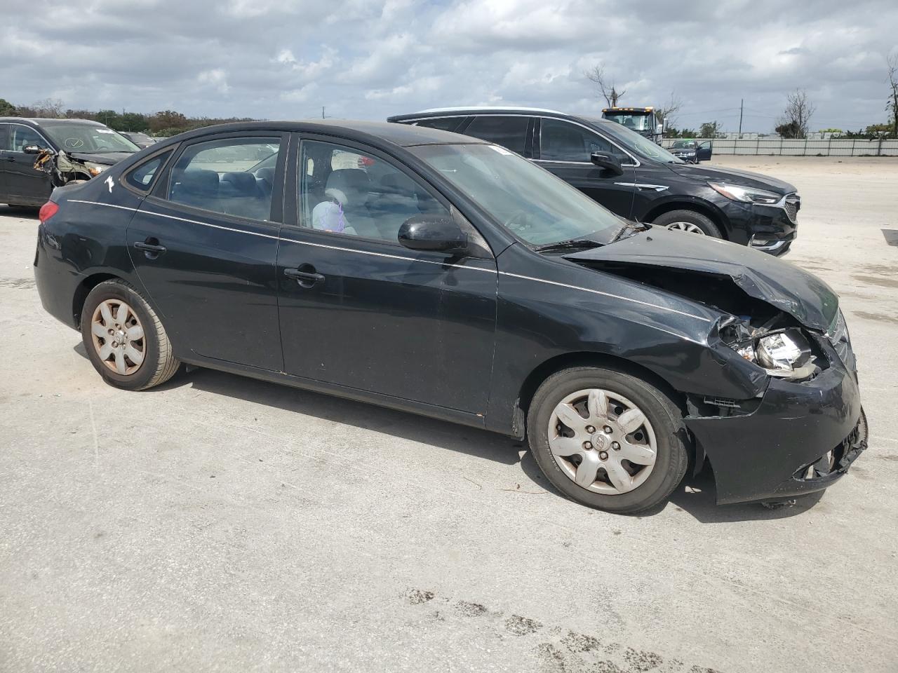 2007 Hyundai Elantra - Image 4