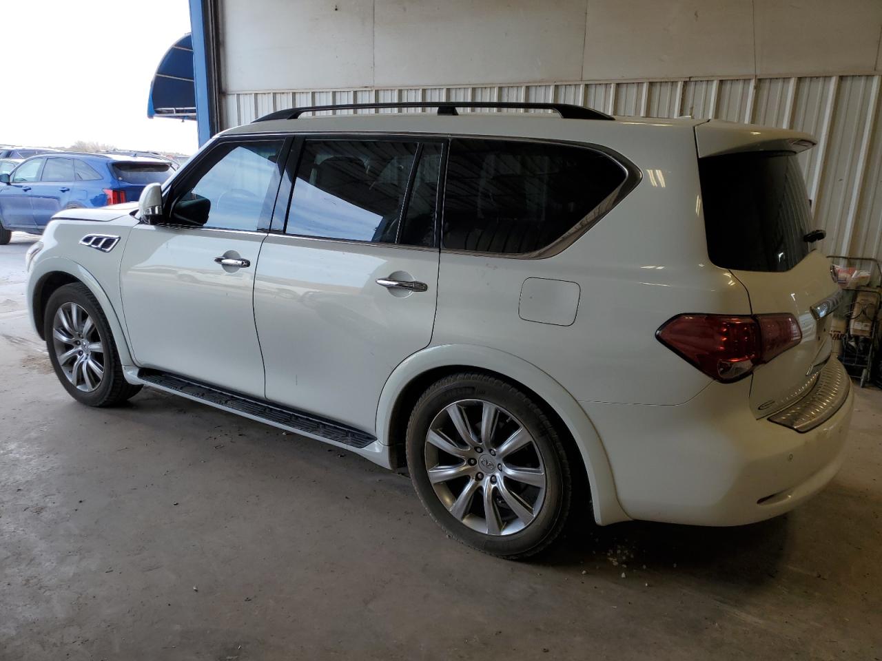 2013 Infiniti QX56 - Image 2