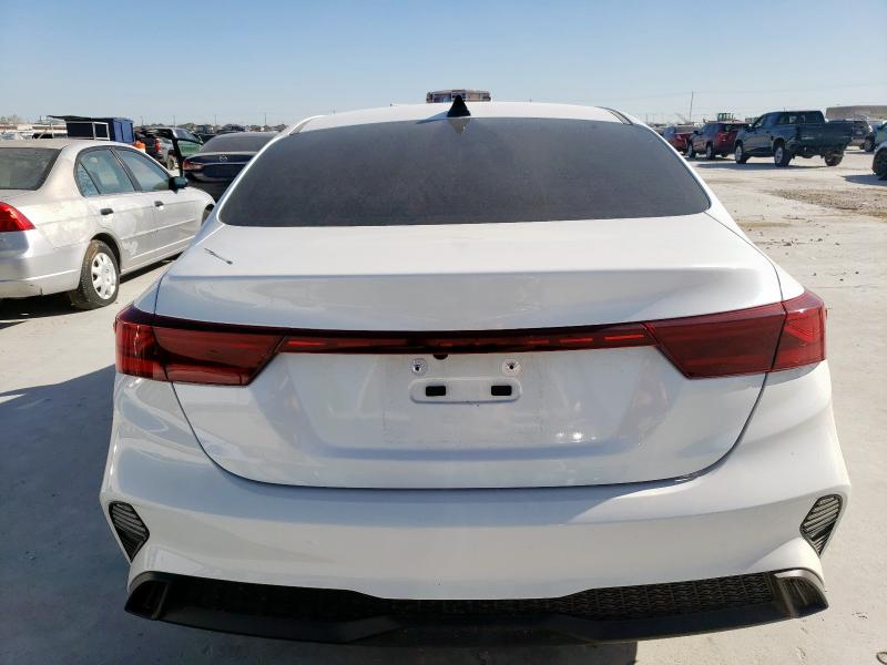  KIA FORTE 2024 Biały
