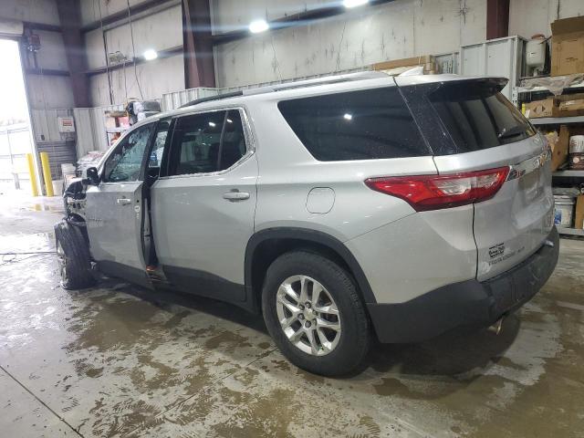  CHEVROLET TRAVERSE 2018 Серебристый