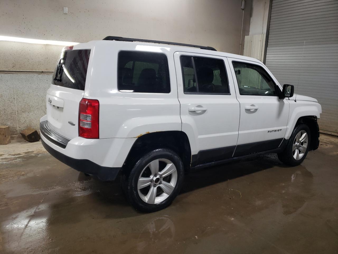 2014 Jeep Liberty (Patriot) - Image 3