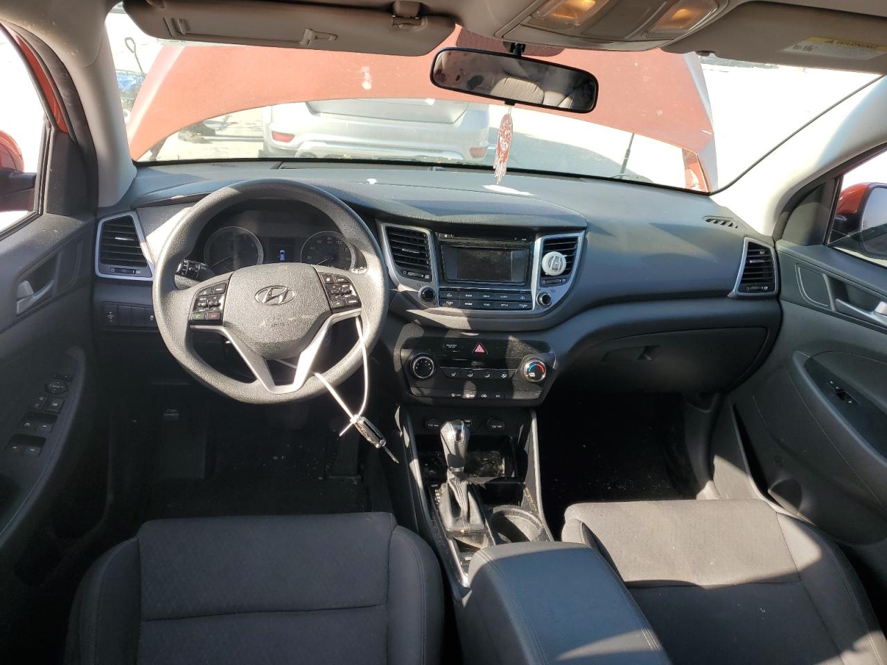 2017 Hyundai Tucson - Image 8
