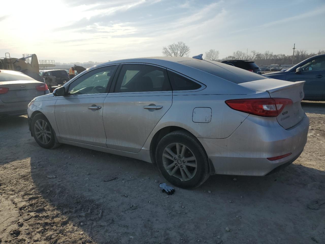 2015 Hyundai Sonata - Image 2