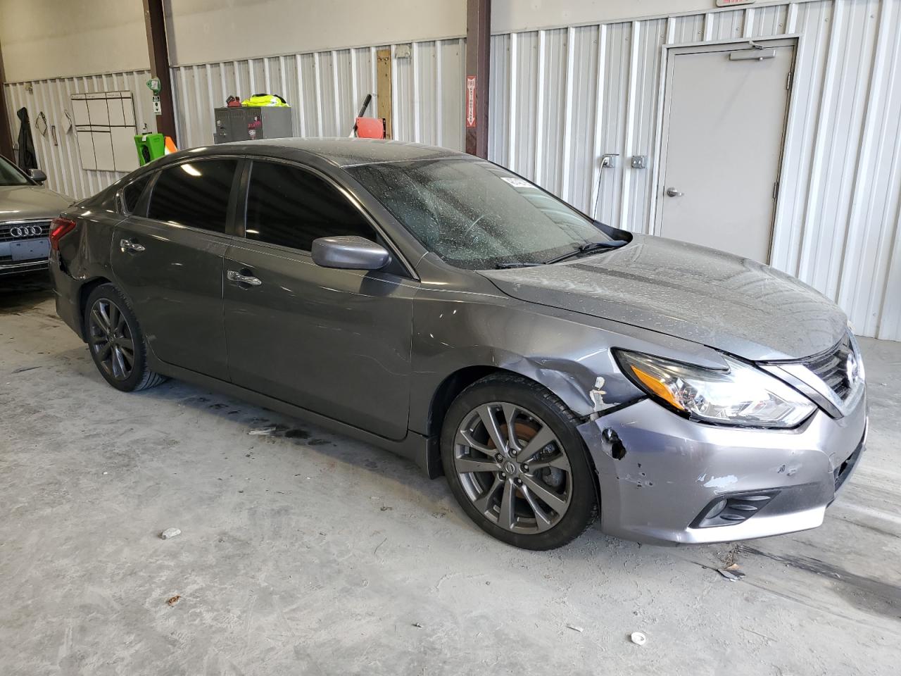 2018 Nissan Altima - Image 4
