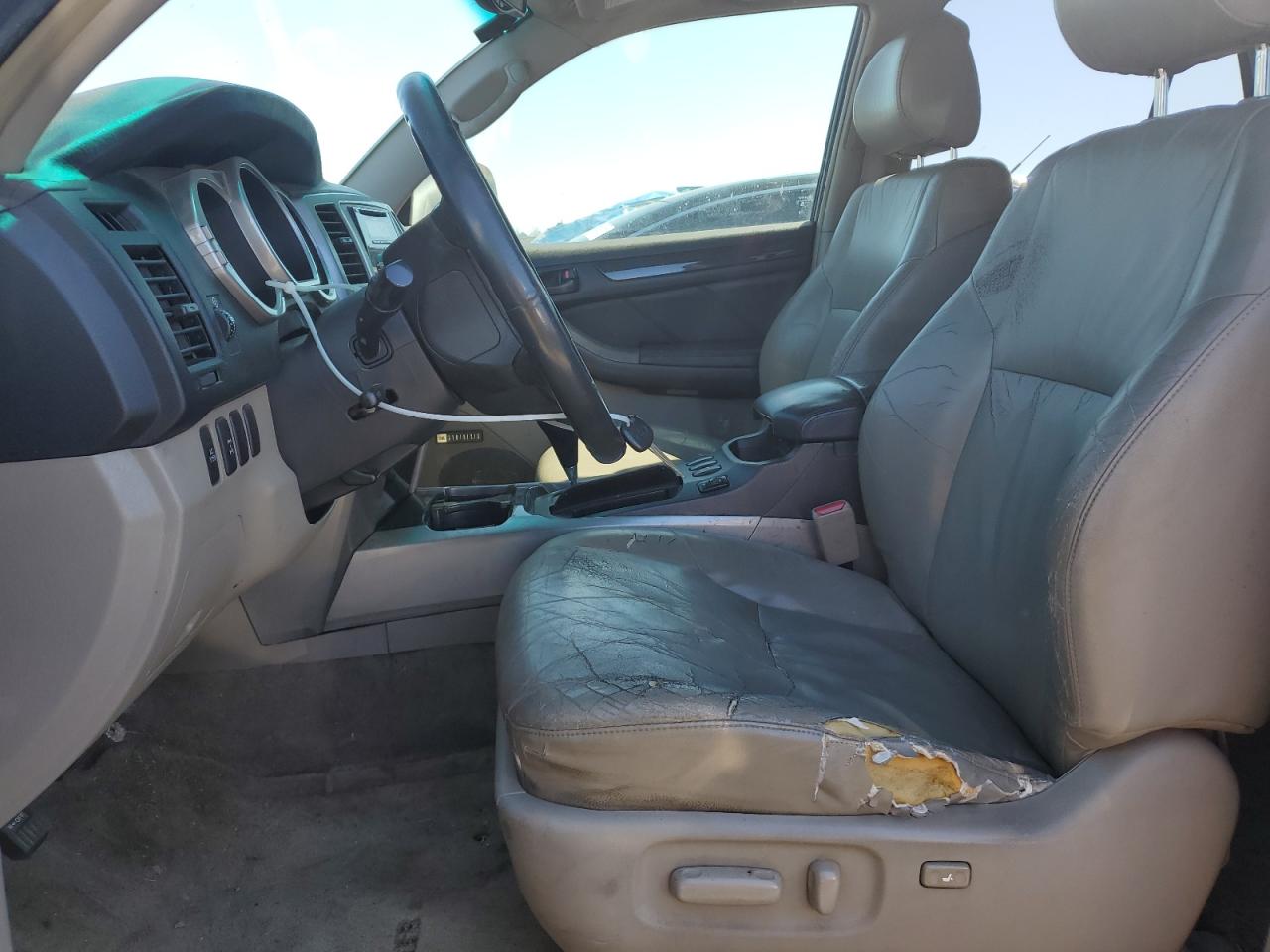 2003 Toyota 4Runner - Image 7