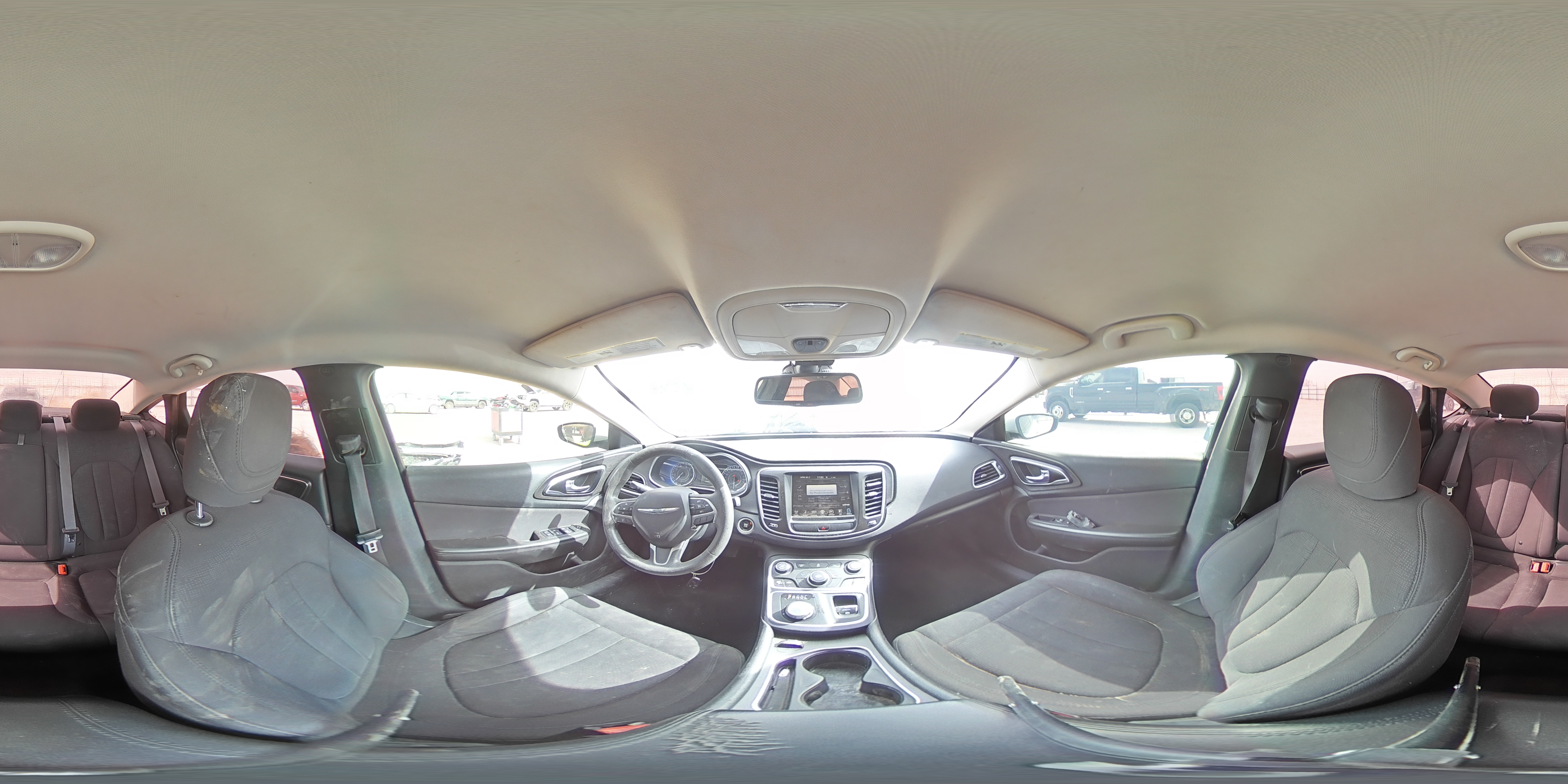 2016 Chrysler 200 - Image 13