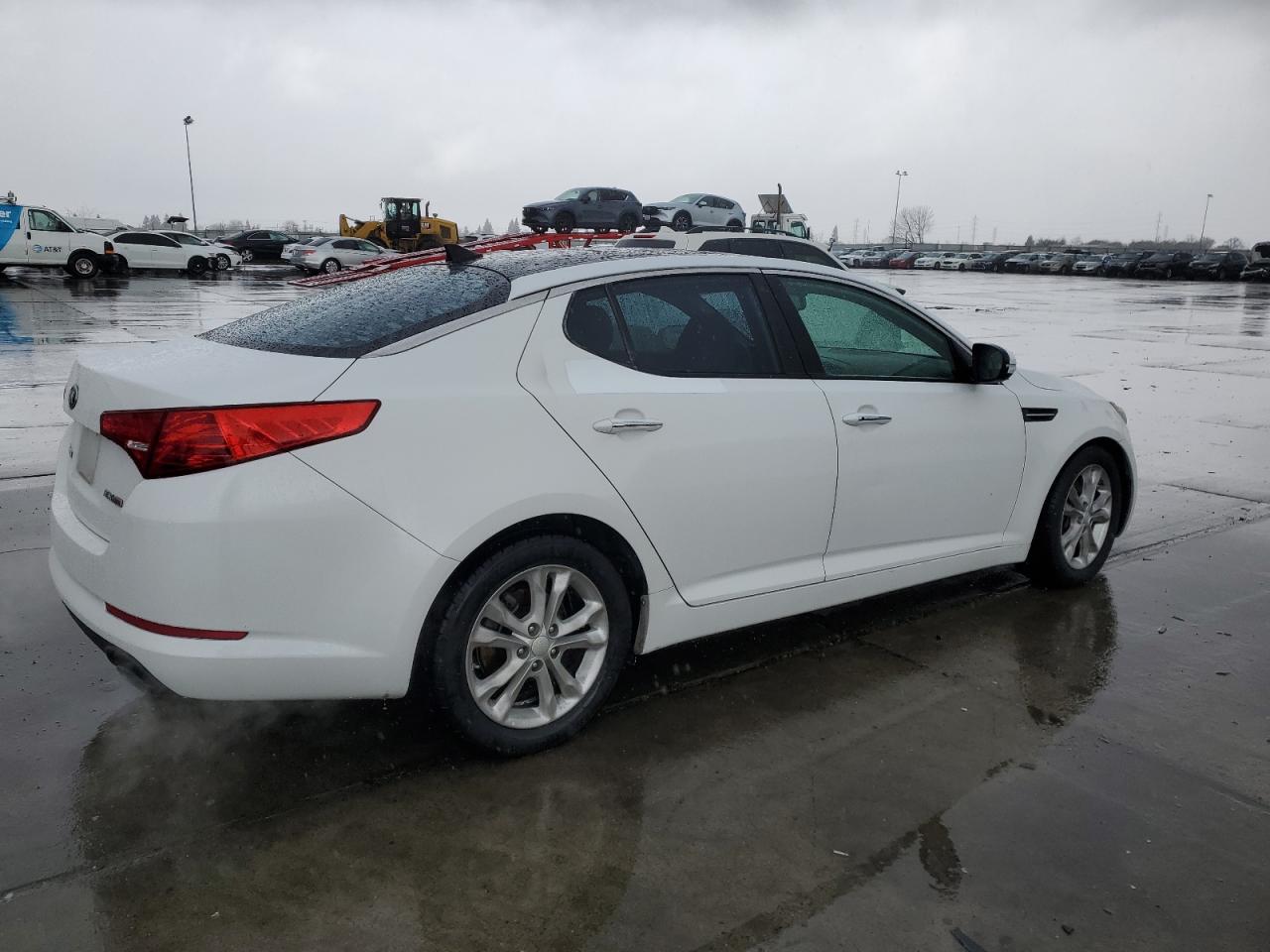 2013 Kia Optima - Image 3