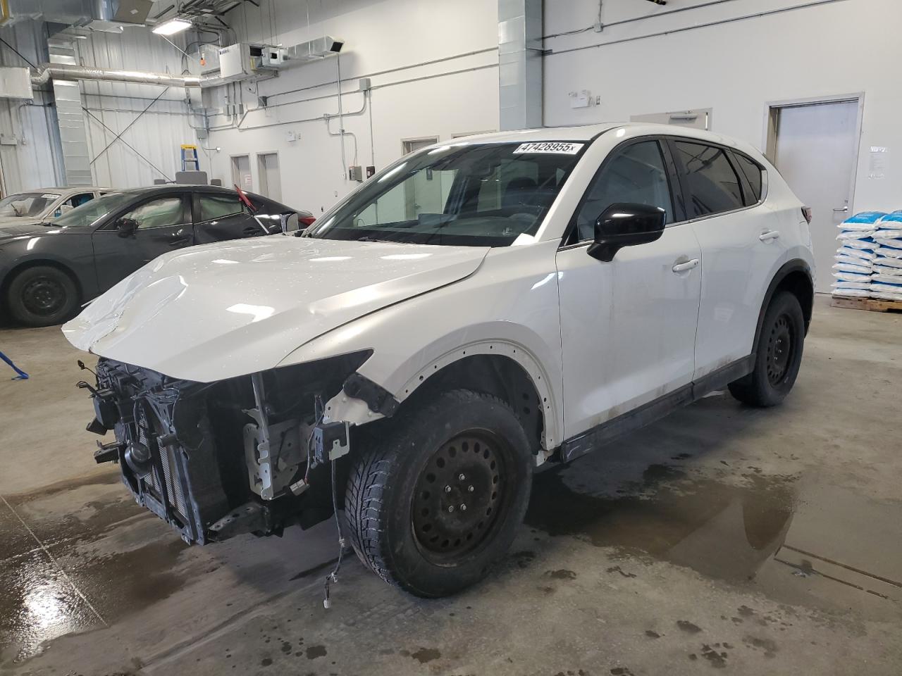 2023 Mazda Cx-5 Premium na sprzedaż w Ottawa, ON - Front End