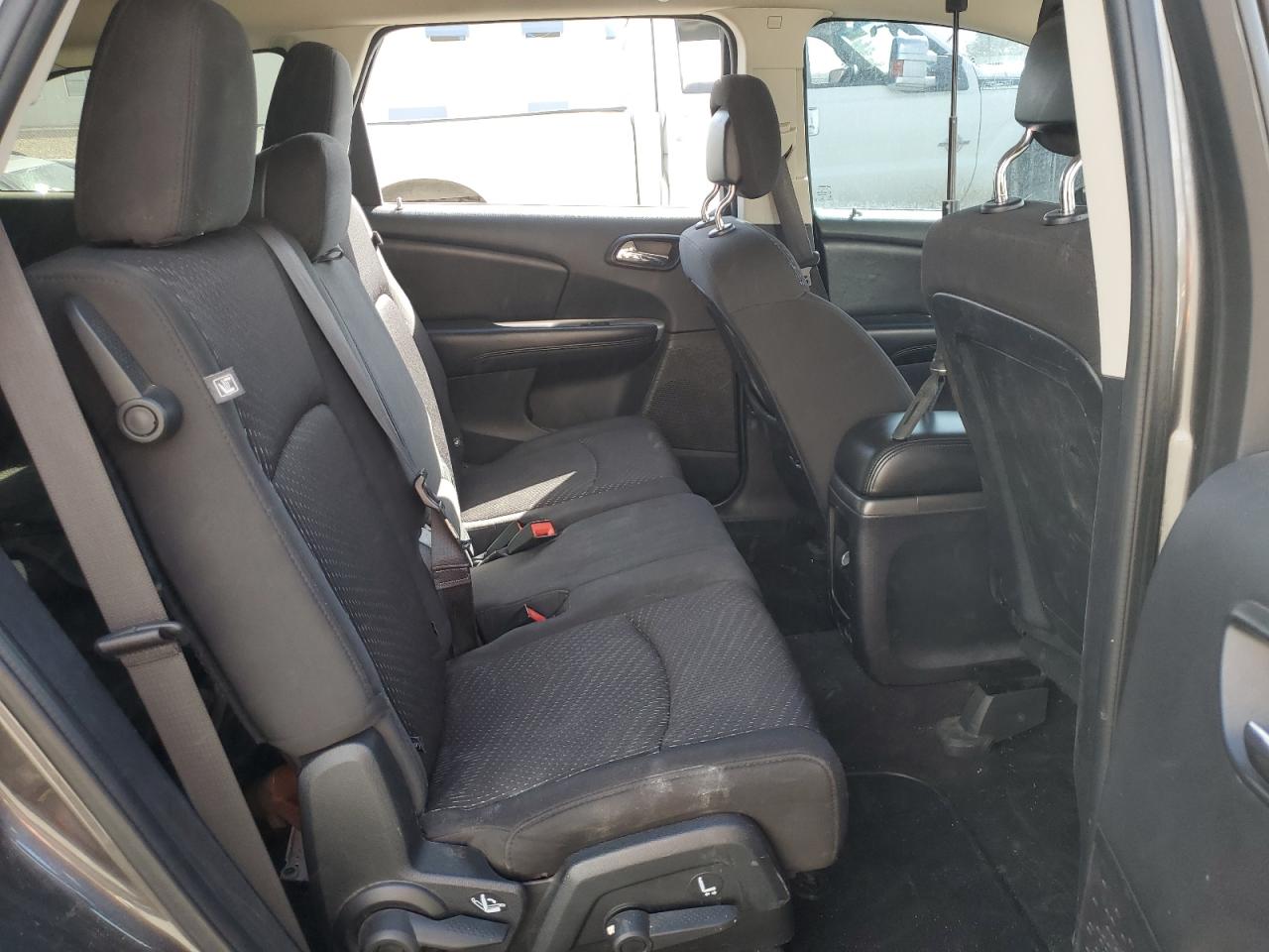 2017 Dodge Journey - Image 12