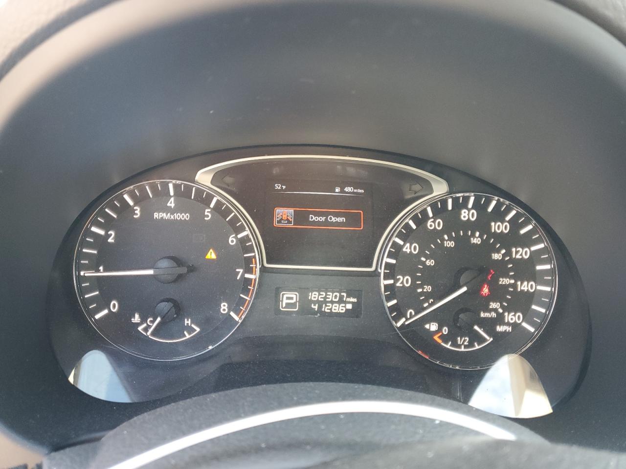 2015 Nissan Altima - Image 9