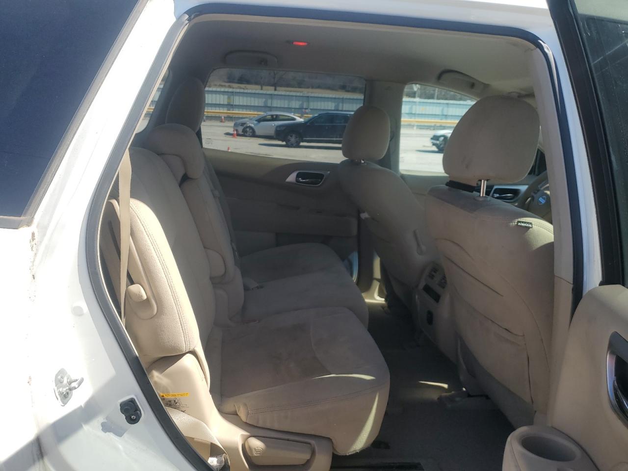 2013 Nissan Pathfinder - Image 11